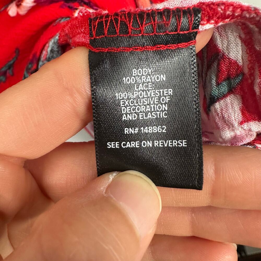 Torrid Crochet Ribbed Red Floral Cami - Picture 7 of 11